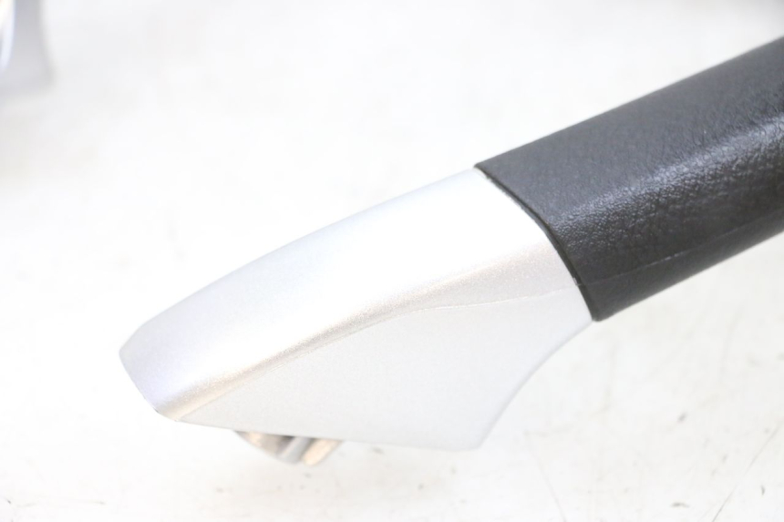 photo de HALTEGRIFF PIAGGIO MP3 RL 250 (2007 - 2010) - Ergänzendes Produktfoto