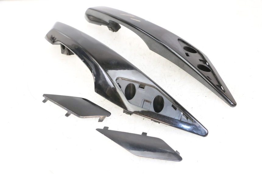 photo de HALTEGRIFF PEUGEOT SATELIS 125 (2013 - 2018)