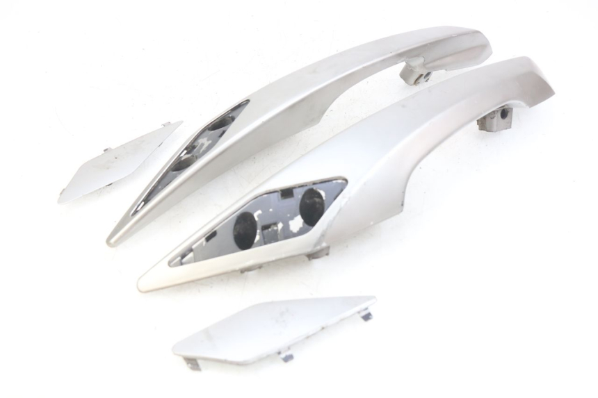 photo de HINTERRADGRIFF PEUGEOT SATELIS 125 (2010 - 2012)