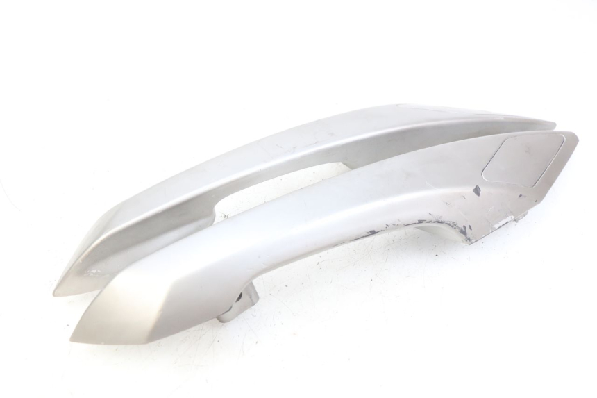 photo de HINTERRADGRIFF PEUGEOT SATELIS 125 (2010 - 2012)