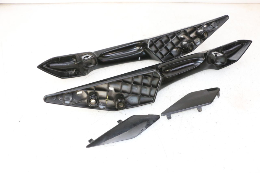 photo de HINTERRADGRIFF PEUGEOT SATELIS 125 (2010 - 2012)