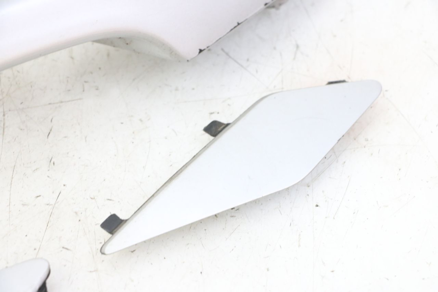 photo de HINTERRADGRIFF PEUGEOT SATELIS 125 (2006 - 2009)