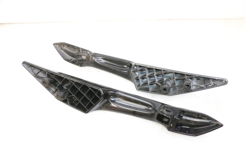 photo de HALTEGRIFF PEUGEOT SATELIS 125 (2013 - 2018)