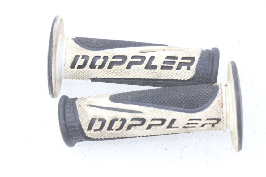 photo de HANDGRIFF MBK BOOSTER SPIRIT NAKED 50 (2004 - 2017)
