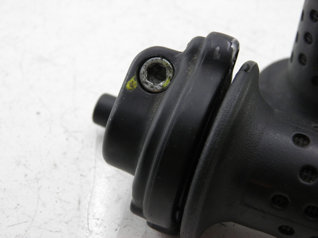 photo de HANDGRIFF PIAGGIO MP3 RL 125 (2006 - 2014)