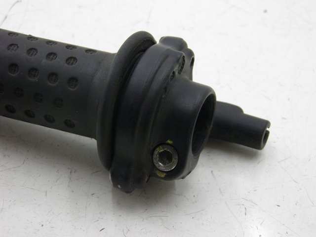 photo de HANDGRIFF PIAGGIO X8 125 (2004 - 2007)