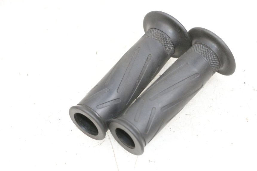 photo de HANDGRIFF YAMAHA XMAX X-MAX 125 (2006 - 2009) - Zoom auf Gebrauchszustand