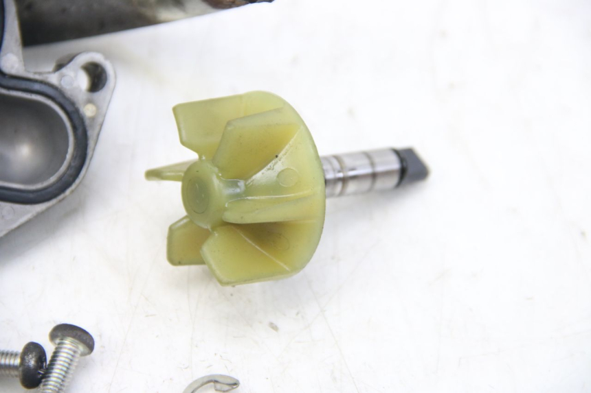 photo de WASSERPUMPE SUZUKI BURGMAN 125 (2007 - 2014)