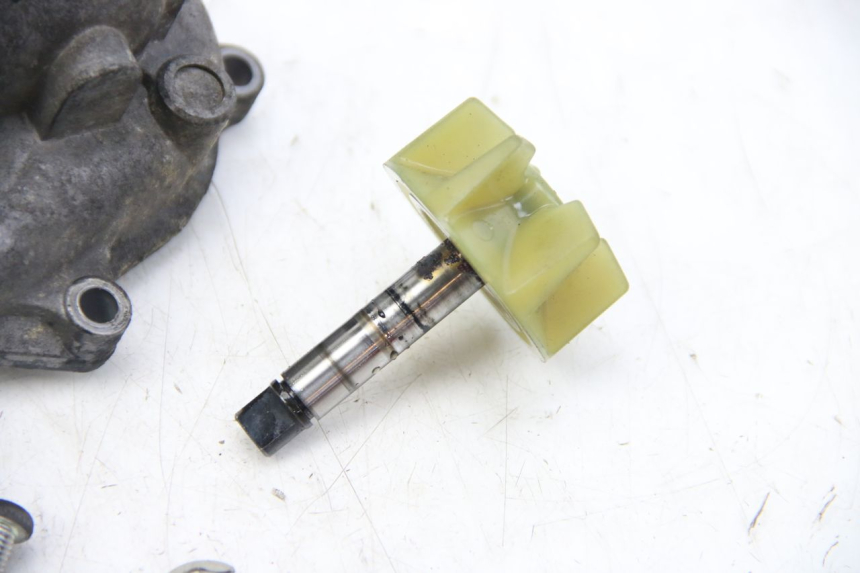 photo de WASSERPUMPE SUZUKI BURGMAN 125 (2007 - 2014)