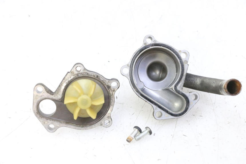 photo de WASSERPUMPE SUZUKI BURGMAN 125 (2007 - 2014)