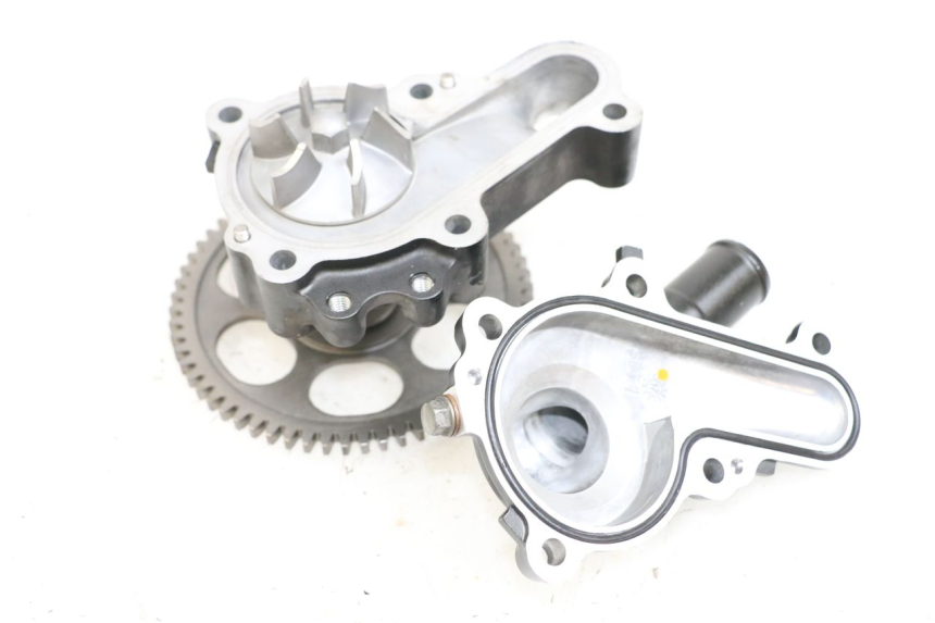 photo de WASSERPUMPE KAWASAKI NINJA 400 (2018 - 2023)