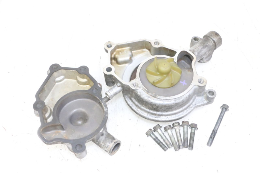 photo de WASSERPUMPE YAMAHA XMAX X-MAX 125 (2006 - 2009)