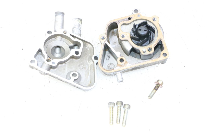 photo de WASSERPUMPE YAMAHA YP MAJESTY 125 (2007 - 2010)