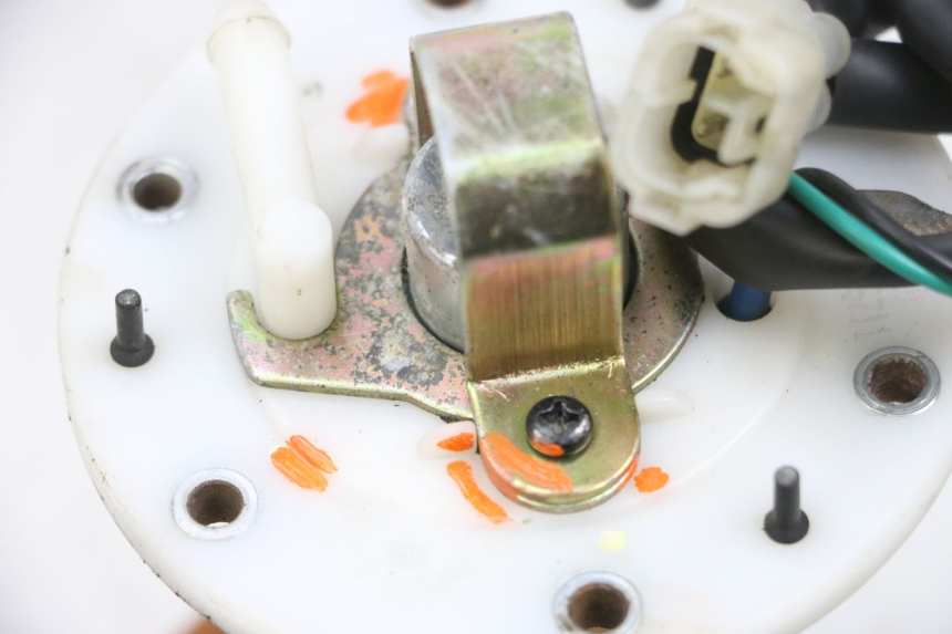 photo de KRAFTSTOFFPUMPE KYMCO AGILITY 16+ 4T 50 (2018 - 2023) - Alternative Perspektive