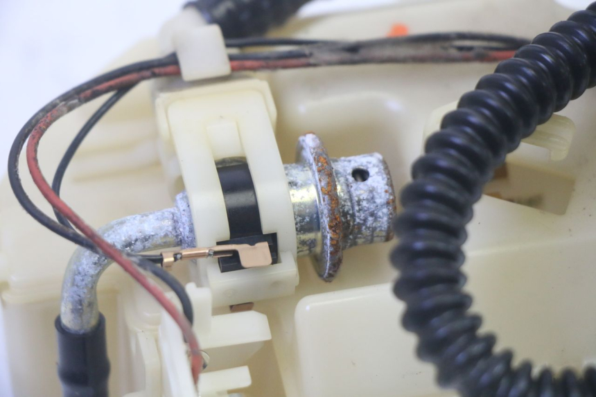 photo de BENZINPUMPE SUZUKI BURGMAN EXECUTIVE ABS 650 (2006 - 2012) - Gesamtansicht des Produkts