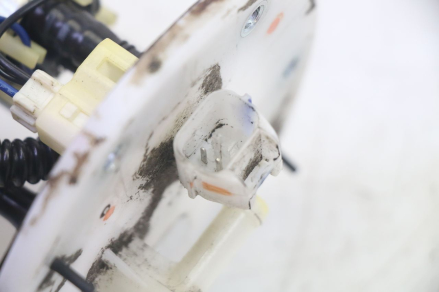 photo de BENZINPUMPE PEUGEOT DJANGO 4T 50 (2014 - 2019) - Technische Nahaufnahme