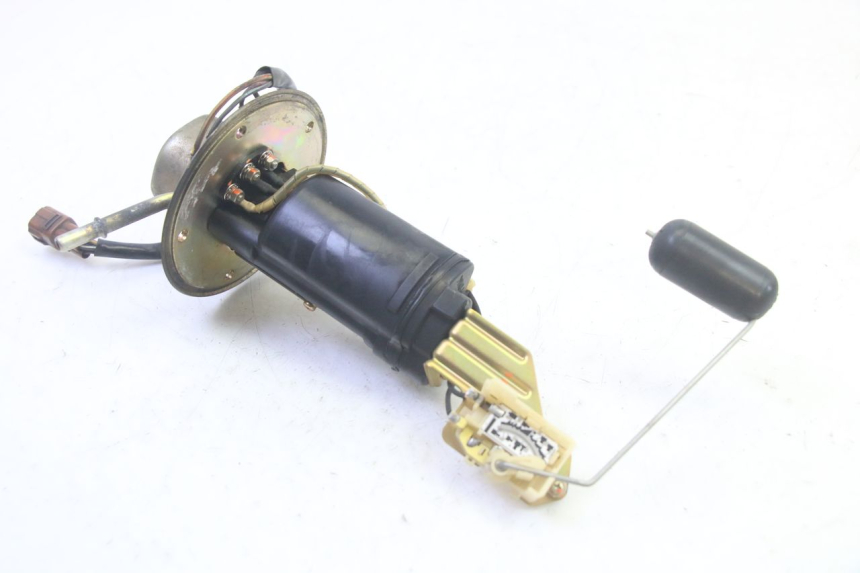 photo de BENZINPUMPE SUZUKI DL V STROM 1000 (2002 - 2007) - Zoom auf Gebrauchszustand