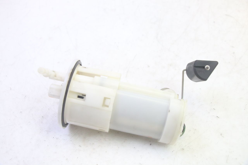 photo de KRAFTSTOFFPUMPE YAMAHA FJR ABS 1300 (2006 - 2012) - Zoom auf Gebrauchszustand