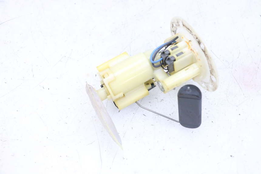 photo de BENZINPUMPE MBK FLAME X 125 (2007 - 2016) - Details der Befestigungspunkte