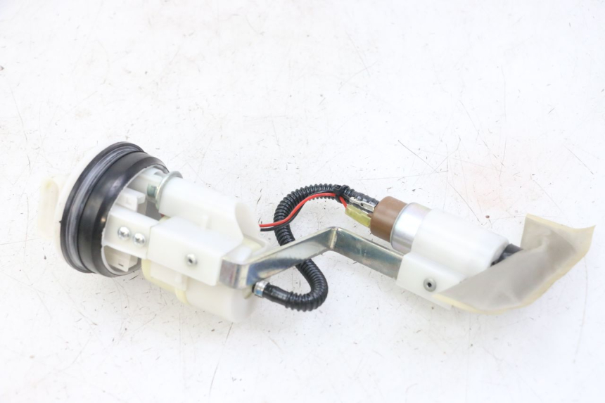 photo de BENZINPUMPE PIAGGIO IE MP3 YOURBAN 300 (2011 - 2016)