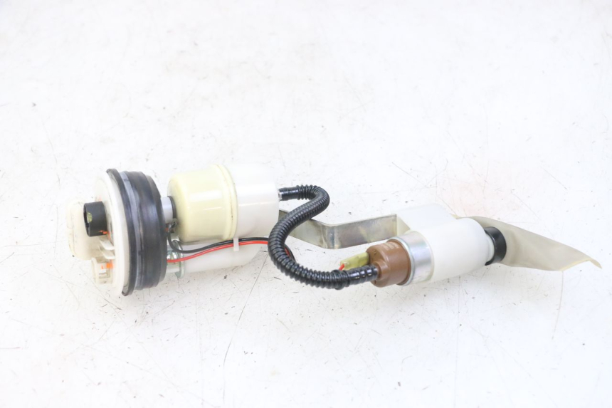 photo de BENZINPUMPE PIAGGIO IE MP3 YOURBAN 300 (2011 - 2016)