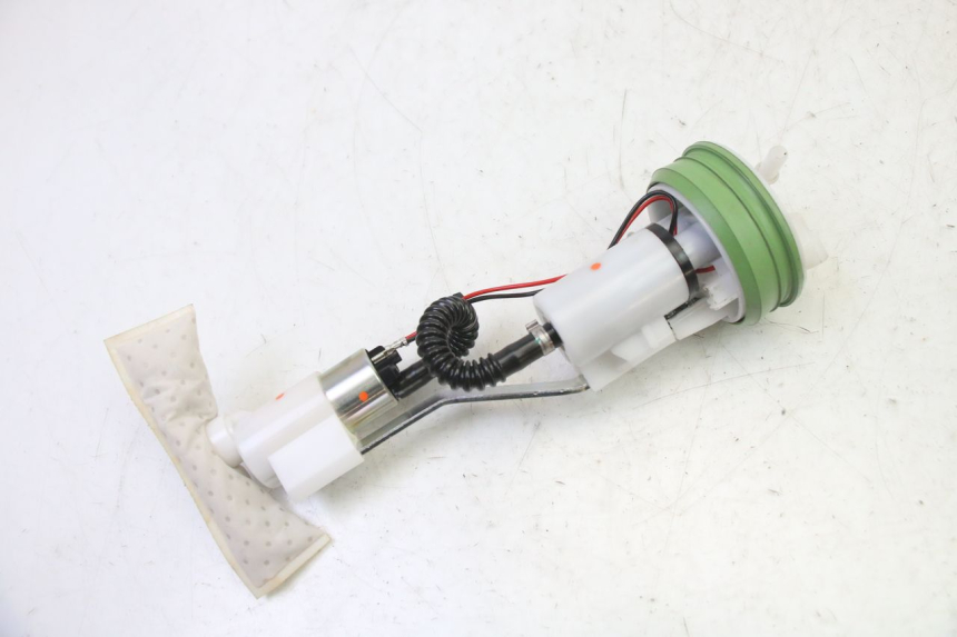 photo de BENZINPUMPE PIAGGIO MP3 HPE 310 (2024 - 2025)