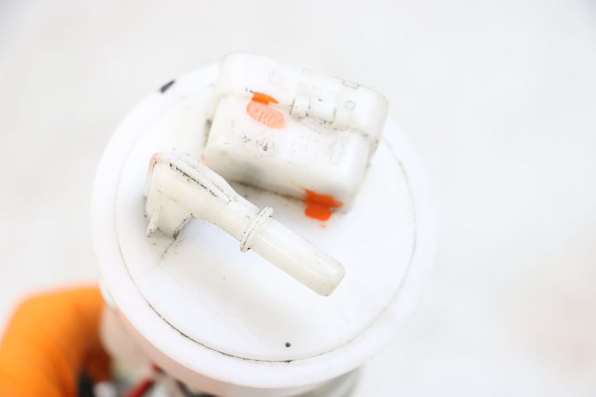 photo de BENZINPUMPE PIAGGIO MP3 HPE 300 (2019 - 2026) - Alternative Perspektive