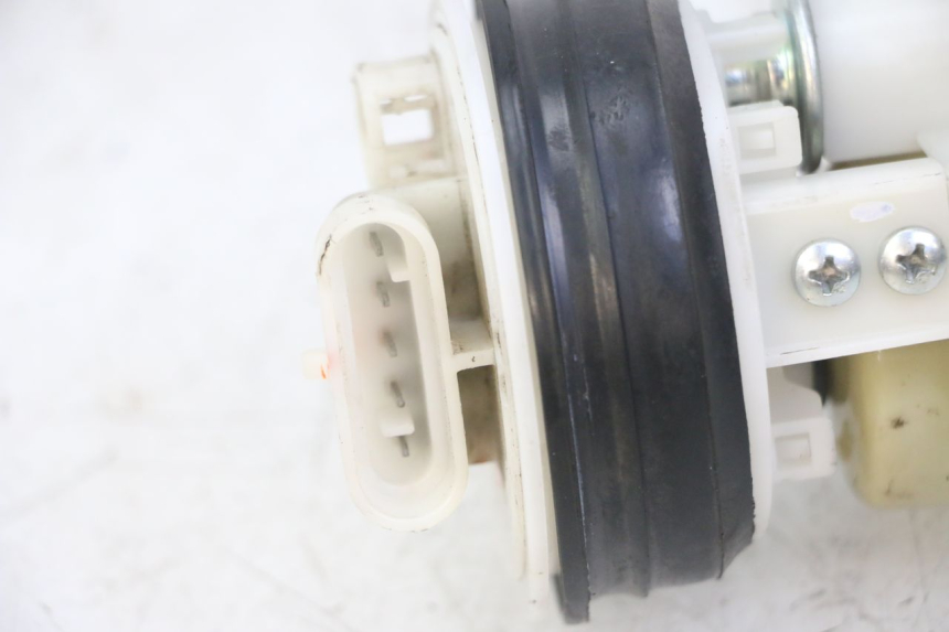 photo de BENZINPUMPE PIAGGIO MP3 LT 300 (2010 - 2016)