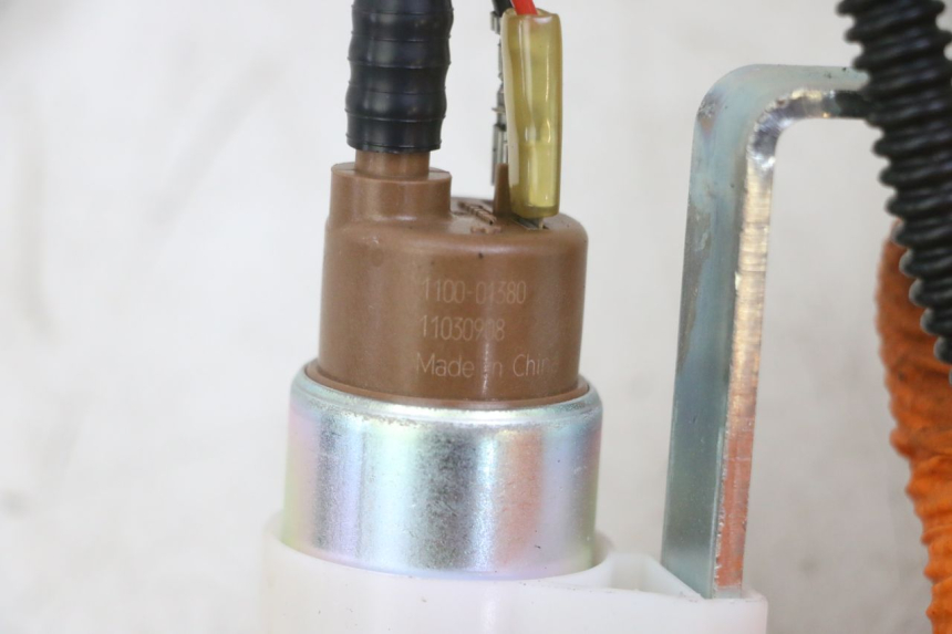 photo de BENZINPUMPE PIAGGIO MP3 LT 300 (2010 - 2016)