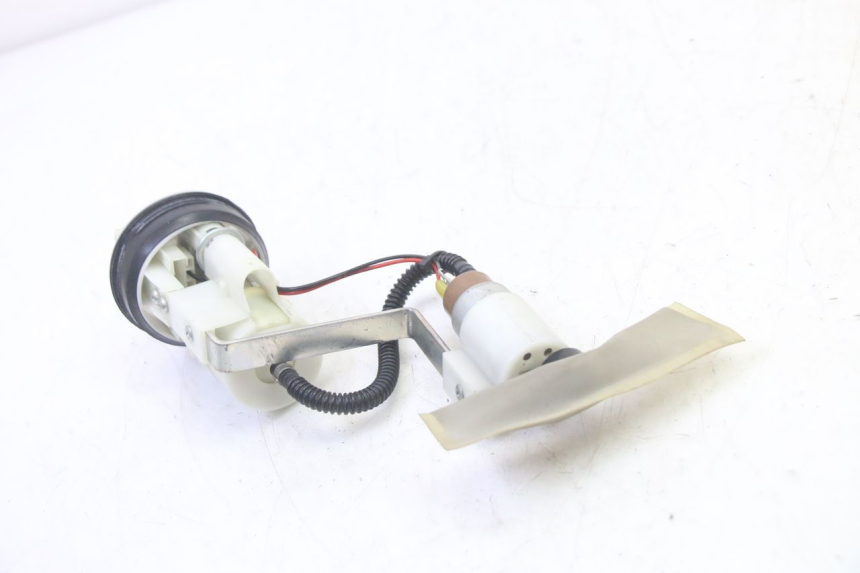 photo de KRAFTSTOFFPUMPE PIAGGIO MP3 RL 250 (2007 - 2010)