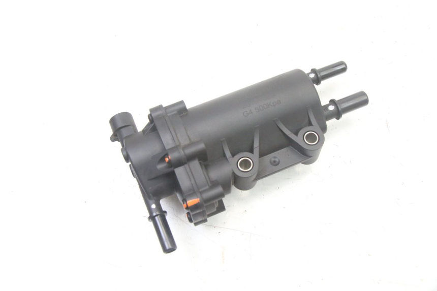 photo de BENZINPUMPE PEUGEOT STREETZONE I 2T 50 (2018 - 2020)