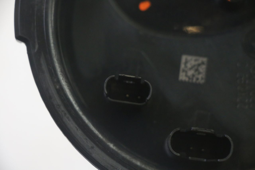 photo de BENZINPUMPE BMW R GS 1250 (2021 - 2024) - Details der Befestigungspunkte