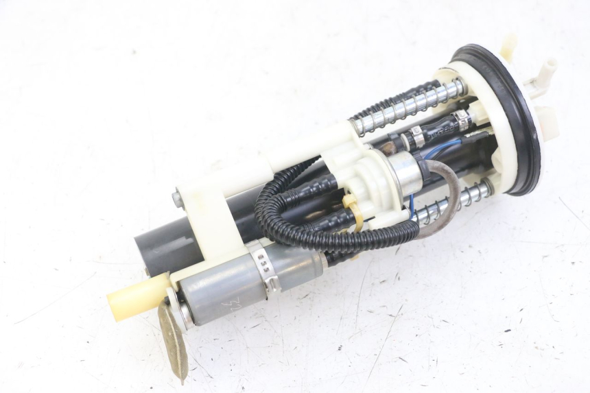 photo de BENZINPUMPE PEUGEOT SATELIS COMPRESSOR K15 125 (2006 - 2009)