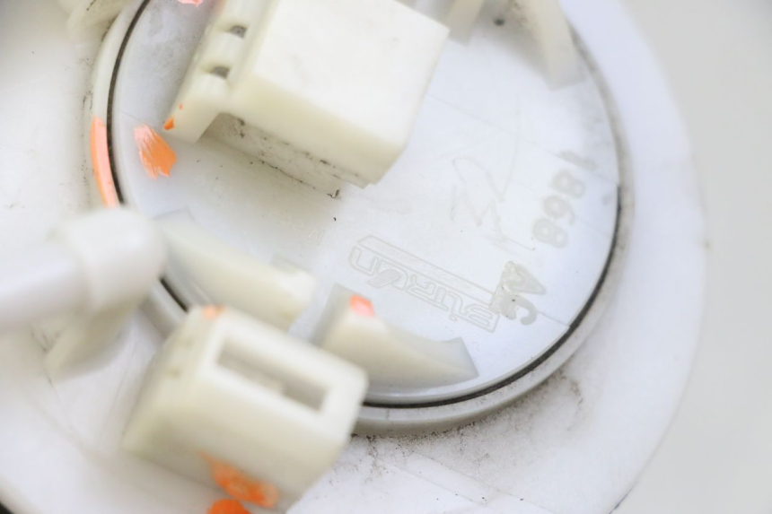 photo de BENZINPUMPE PEUGEOT SATELIS COMPRESSOR K15 125 (2006 - 2009)
