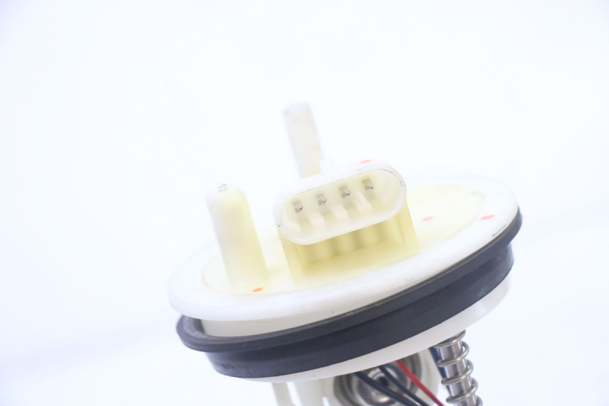 photo de BENZINPUMPE PEUGEOT SATELIS 125 (2013 - 2018)