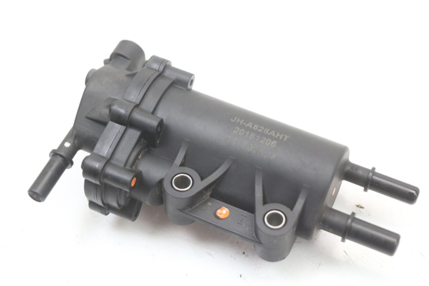 photo de BENZINPUMPE PEUGEOT STREETZONE I 2T 50 (2018 - 2020)