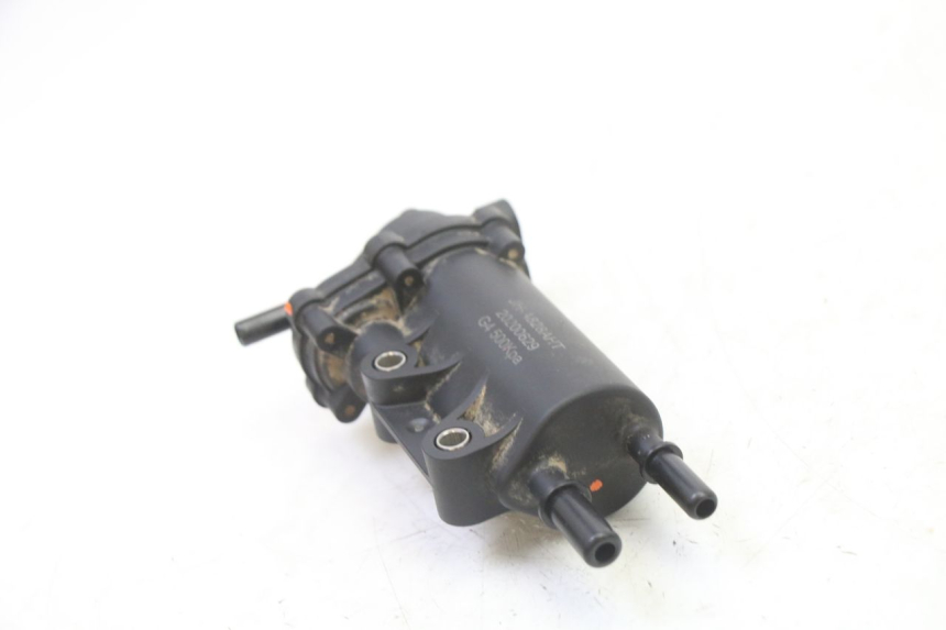 photo de BENZINPUMPE PEUGEOT STREETZONE I 2T 50 (2018 - 2020)