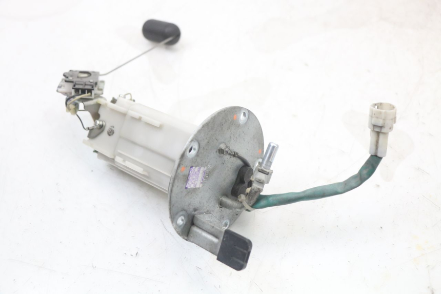 photo de BENZINPUMPE SUZUKI GSR 750 (2011 - 2017)
