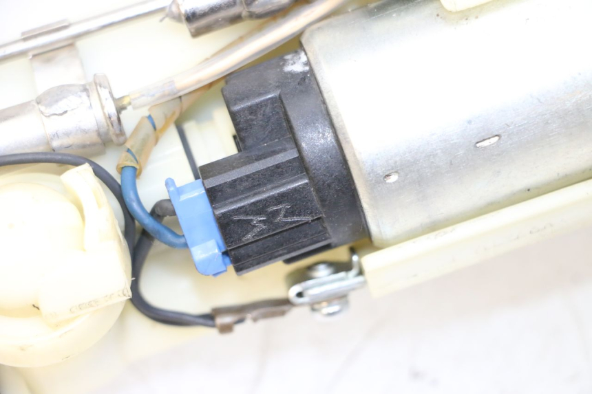 photo de BENZINPUMPE SUZUKI SV S 650 (2003 - 2009)