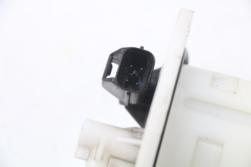 photo de BENZINPUMPE SYM JOYMAX 250 (2013 - 2017)