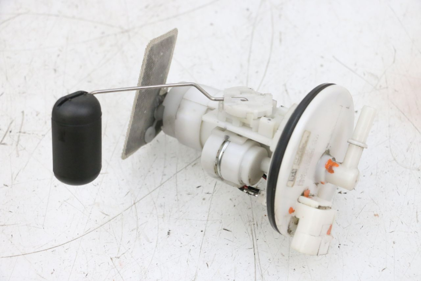 photo de BENZINPUMPE NECO TEMPO 4T 50 (2022 - 2026) - Oberflächenzustand und Material