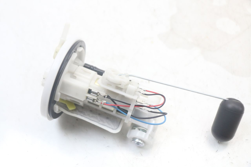 photo de KRAFTSTOFFPUMPE YAMAHA XMAX X-MAX ABS 125 (2017 - 2020) - Detailansicht des Bauteils