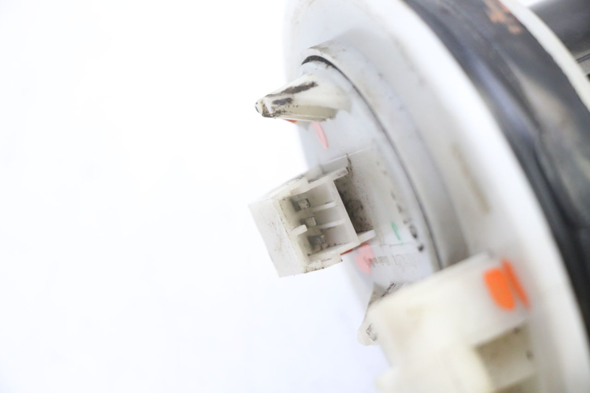 photo de KRAFTSTOFFPUMPE YAMAHA XMAX X-MAX 125 (2006 - 2009)