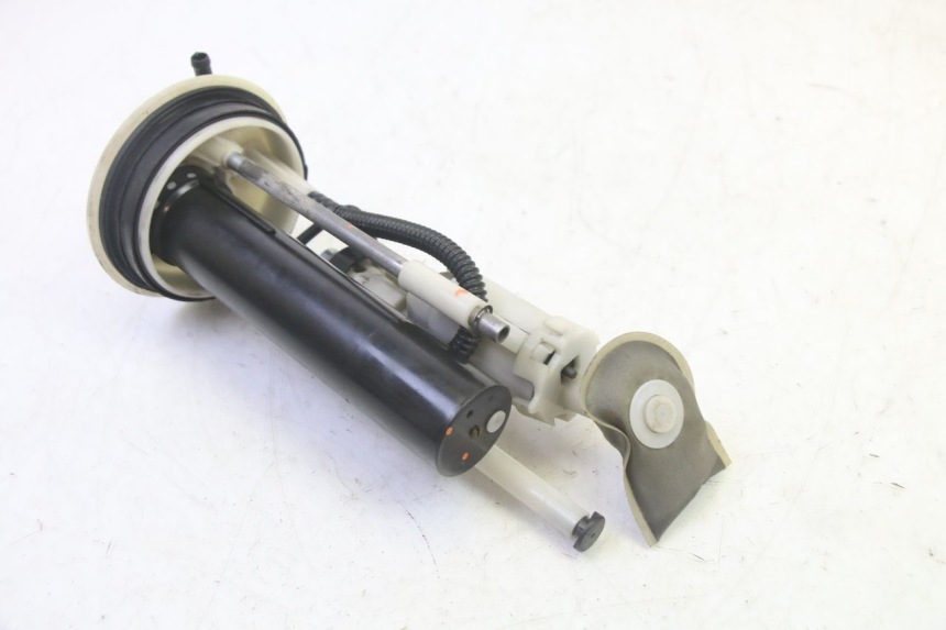 photo de KRAFTSTOFFPUMPE YAMAHA X-MAX XMAX 250 (2006 - 2009)