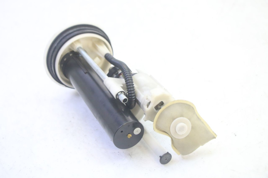 photo de KRAFTSTOFFPUMPE YAMAHA XMAX X-MAX 125 (2006 - 2009) - Oberflächenzustand und Material