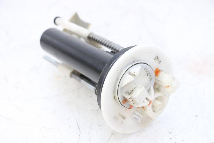 photo de KRAFTSTOFFPUMPE YAMAHA XMAX X-MAX 125 (2006 - 2009) - Oberflächenzustand und Material