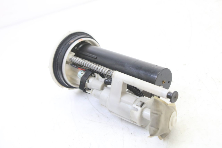 photo de KRAFTSTOFFPUMPE YAMAHA XMAX X-MAX 125 (2006 - 2009)