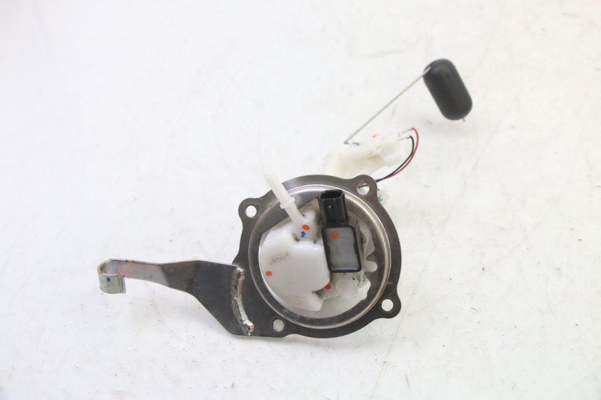 photo de BENZINPUMPE YAMAHA XMAX X-MAX 125 (2021 - 2025)