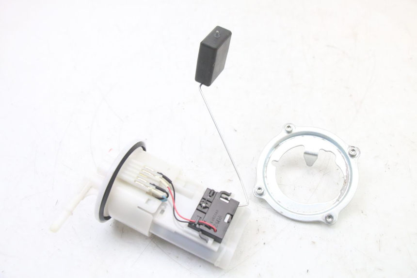 photo de BENZINPUMPE YAMAHA TRACER 7 700 (2020 - 2024)