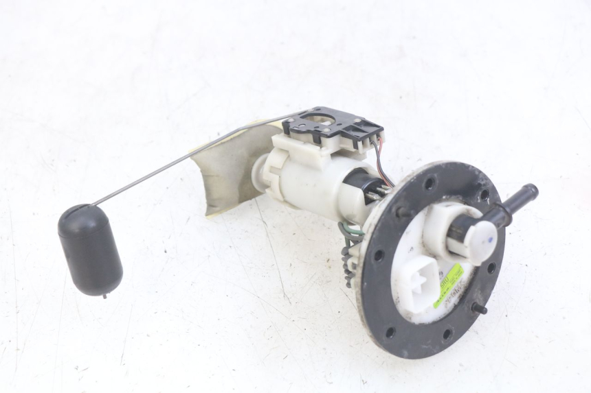 photo de KRAFTSTOFFPUMPE YAMAHA YP MAJESTY 400 (2004 - 2008)